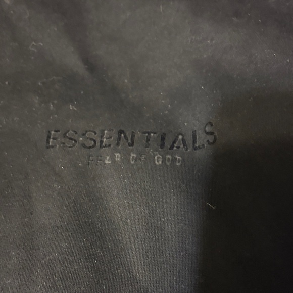 Fear of God Essentials Black Pullover - Picture 4 of 8